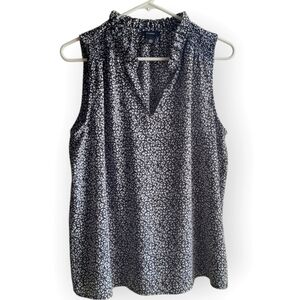 Halogen Black And White Sleevless Blouse US Small‎ Career Corporate Office